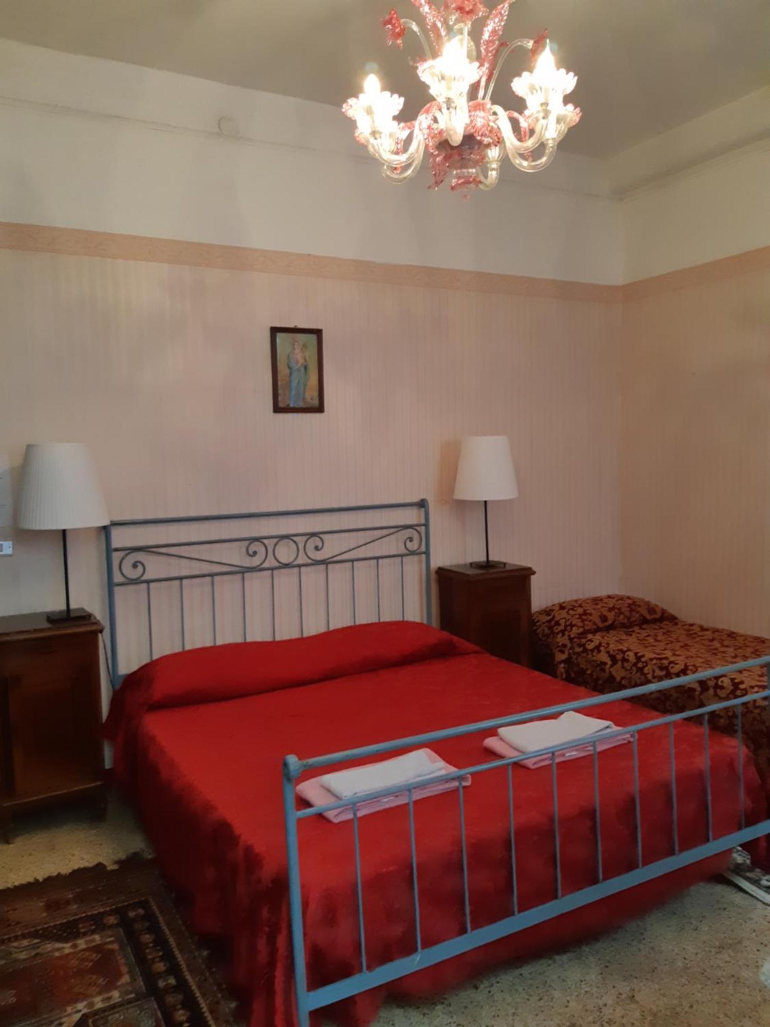 Fiabe Venice Rooms Стая снимка