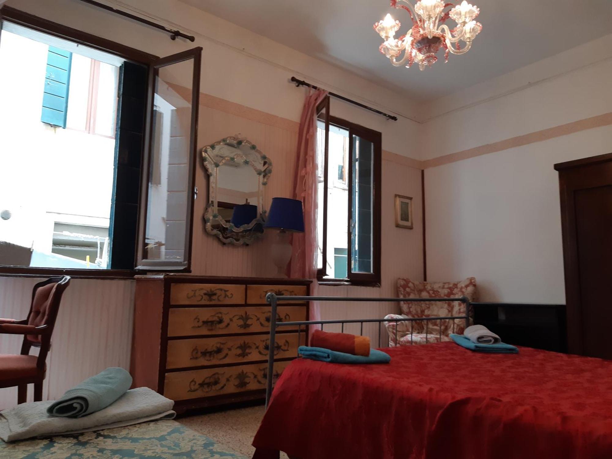 Fiabe Venice Rooms Стая снимка